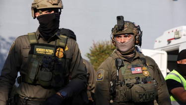 US Border Patrol raid sweeps in citizens, families as Chicago crackdown intensifies