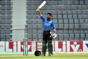 Ton-up Joy powers Chattogram to record win