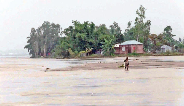 Teesta overflows: Flash flood submerges vast areas in northern region
