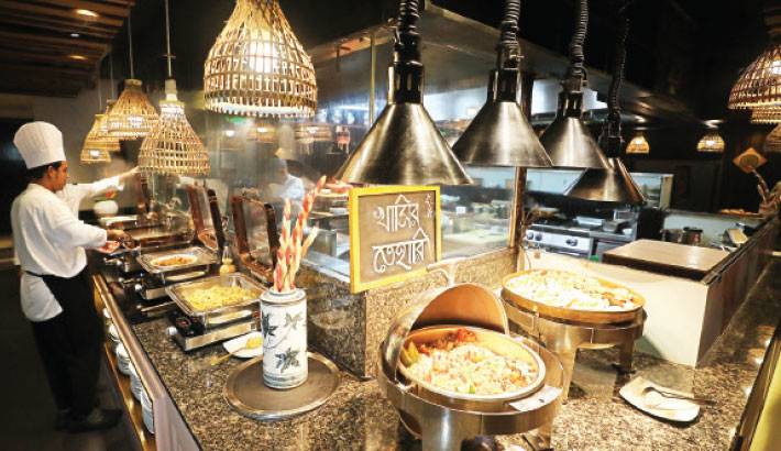 ‘Dhakaiya Dawat’ showcases Old Dhaka flavours