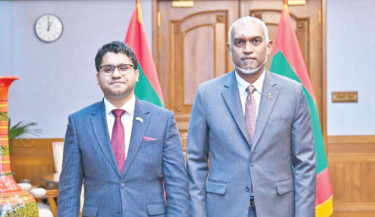 Muizzu for further strengthening ties with Bangladesh