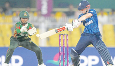 Knight snatches victory from Bangladesh