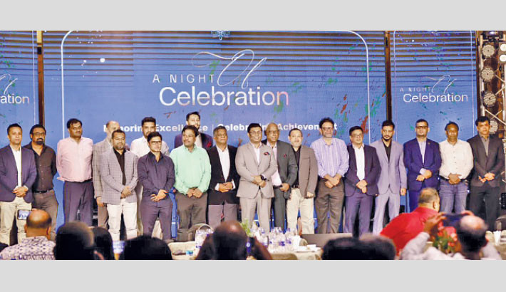 Newly elected BCB directors at a hotel in Dhaka for the grand celebration on Tuesday
evening. TANVIN TAMIM