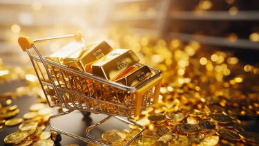 Global gold price hits record high