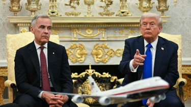 Trump talks up Canada trade deal chances with 'world-class' Carney