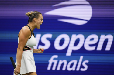Aryna Sabalenka overcomes early scare to advance at Wuhan Open