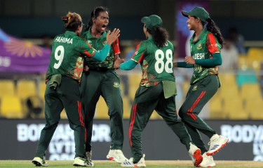 Amelia Kerr praises Bangladesh bowling attack
