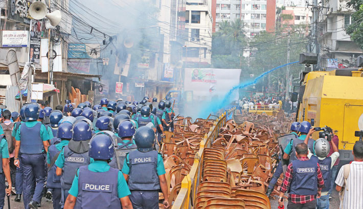Police foil Jatiya Party rally in Kakrail