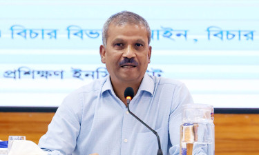 Advisers do not need safe exit: Asif Nazrul