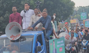 Sarjis leads long march in Panchagarh against corruption and extortion
