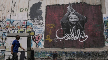 Israel rejects freeing from prison the most popular Palestinian leader