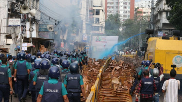 Police foil Jatiya Party rally at Kakrail