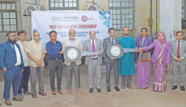 Pubali Bank PLC donates two buses to Bangladesh University of Engineering and Technology (BUET) to facilitate easier transportation for students. Mohammad Ali, managing director and chief executive officer of the bank, hands over the symbolic keys to Prof Dr Abu Borhan Mohammad Badruzzaman, vice-chancellor of BUET, at a programme in the capital on Saturday.  Photo: Courtesy