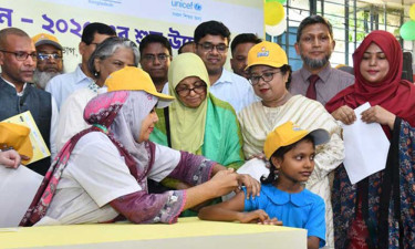 Nationwide typhoid vaccination campaign begins for 4.9cr children