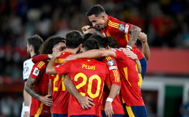 Spain beat Georgia 2-0 to edge closer to World Cup spot