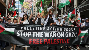 Tens of thousands attend pro-Palestinian rally in Sydney
