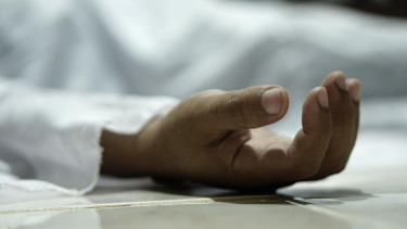 Unidentified body found near DMCH emergency ward