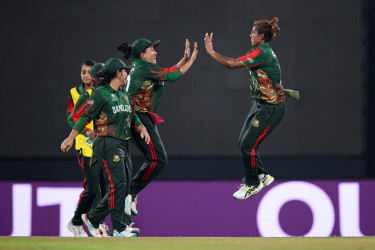 Bangladesh opt to bat first against South Africa