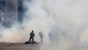 Clashes in an anti-Israel rally in Pakistan kill five