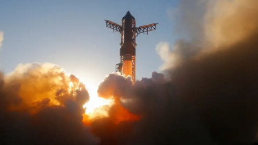 SpaceX completes 11th Starship test flight