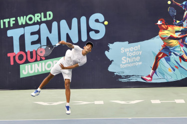 Zarif’s run ends in semifinals