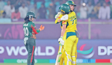 Bangladesh suffer 10-wicket defeat to Australia