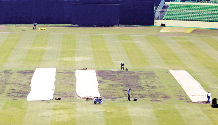 Mirpur pitch shows its true black soil