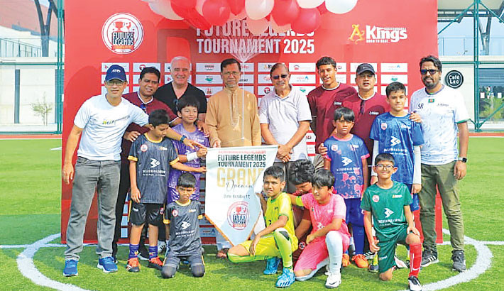 Bashundhara Kings president Imrul Hassan (middle), midfielder Cuba Mitchell and coach Mario Gomez during the opening ceremony of Bashundhara Kings Academy Future Legends Tournament on Friday. —COLLECTED PHOTO