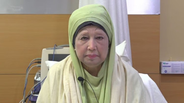 Khaleda Zia returns home from hospital