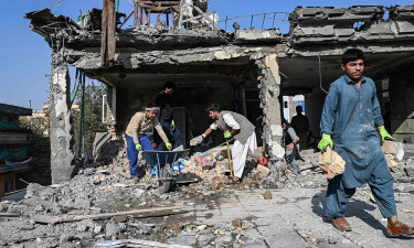 10 Afghans dead as Kabul accuses Pakistan of breaking truce