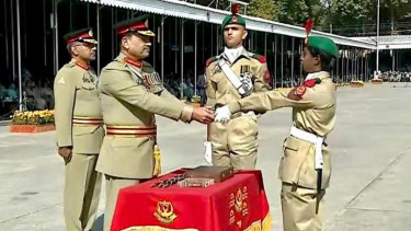 Bangladeshi cadet Jannatul Mawa awarded Commandant’s Overseas Medal in Pakistan
