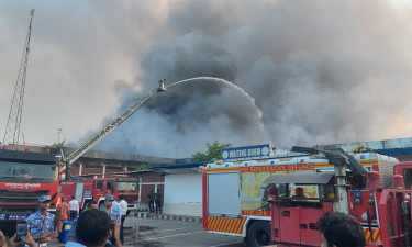 Cargo village fire inflicts roughly Tk12,214 crore damage