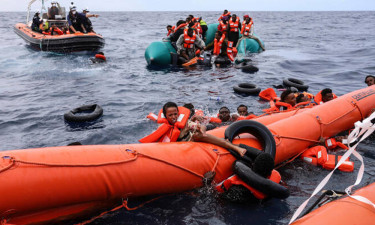 Protest hits Rome over Libya migrant deal after boat wreck