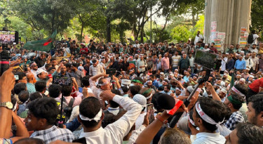 Teachers reject house rent allowance, vow to continue movement