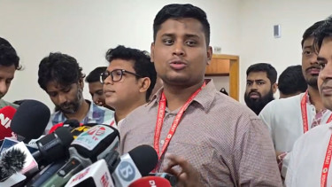 EC taking arbitrary decisions: Hasnat Abdullah