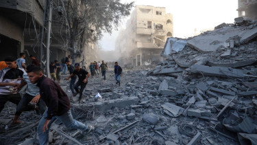 Gaza civil defence says at least 33 killed in Israeli strikes Sunday