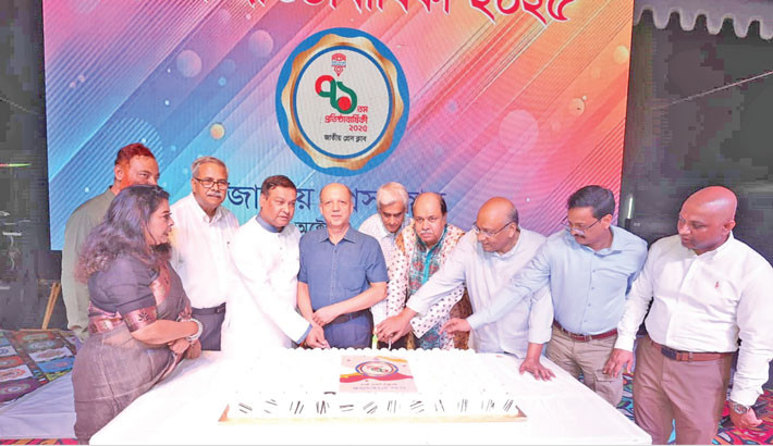 Jatiya Press Club President Hasan Hafiz, General Secretary Ayub Bhuiyan, member Kader Gani Chowdhury, and others cut a cake at the club premises in the capital on Monday, marking its 71st founding anniversary. -Daily sun Photo