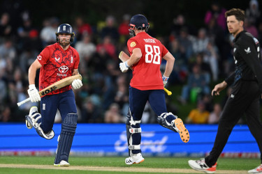 England hammer New Zealand after Brook and Salt onslaught