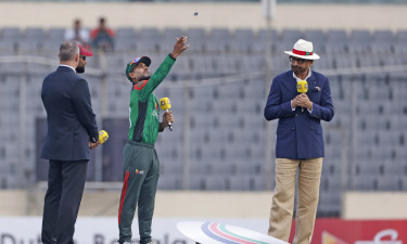 Bangladesh win toss and opt to bat against West Indies