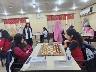 Anjum and Alo Eye title as championship reaches round three