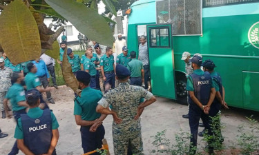 15 army officers in custody taken to tribunal