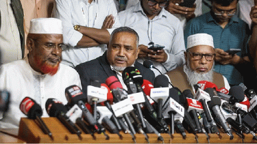 Jamaat raises objection over several advisers in meeting with CA