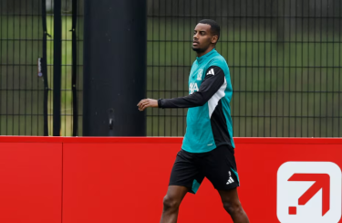 Isak injury the one blip on an otherwise good night for Liverpool