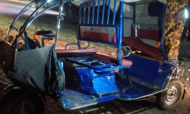 Three killed in Narsingdi road accident