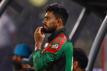 ‘Insecured’ Miraz making headlines, but captaincy a mess