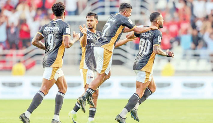 KINGS KICK OFF CAMPAIGN WITH NARROW DEFEAT