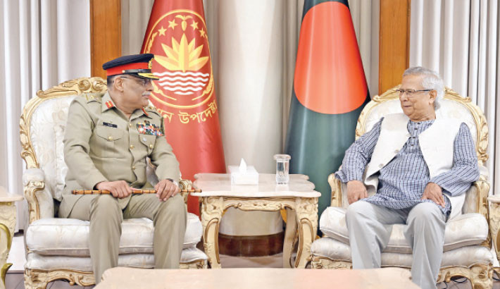 Bangladesh, Pakistan to boost trade, connectivity, 
defence co-op