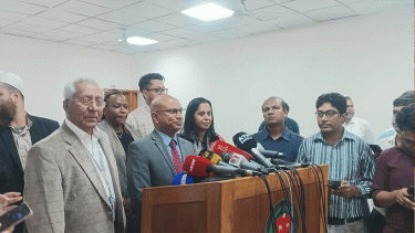 Commonwealth team meets EC to review election preparations