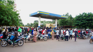 Mali suspends schools over fuel crisis