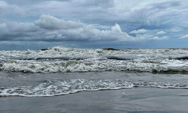 Cyclone 'Montha' likely to intensify, maritime ports cautioned